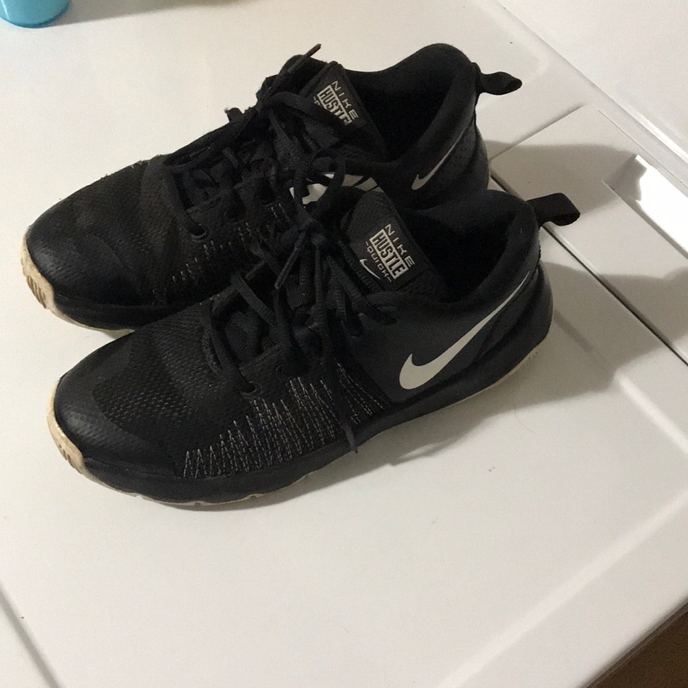 Nike 6y woman’s 8